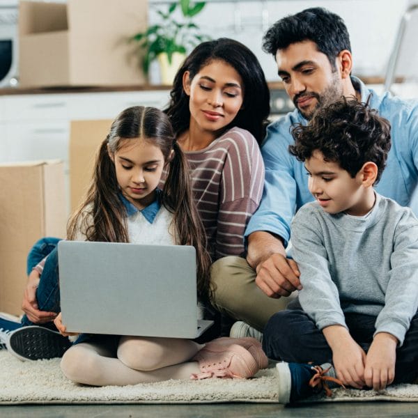 Hispanic immigrant family